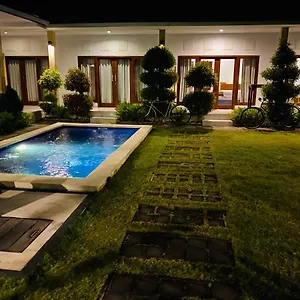 Pintu Biru , Seminyak (Bali) Indonesia